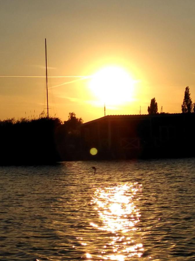 Villa Pfahlbau Rust/Neusiedlersee Sunset I Extérieur photo